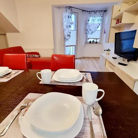 Apartament Przy Porcie Jachtowym 아파트 달로브코
