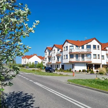 Apartament Przy Porcie Jachtowym * 달로브코